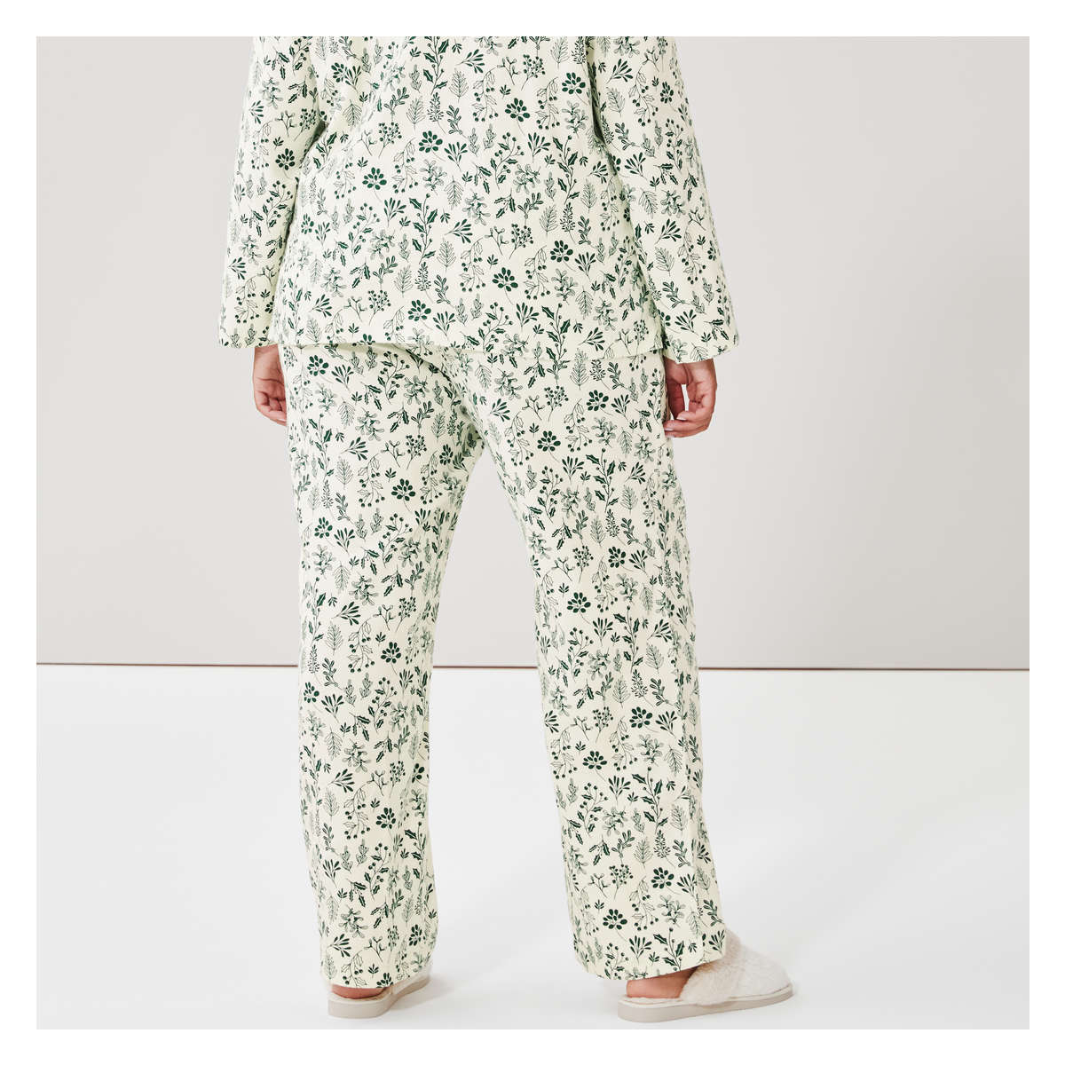 Women+ 2 Piece Sleep Set in Off White from Joe Fresh